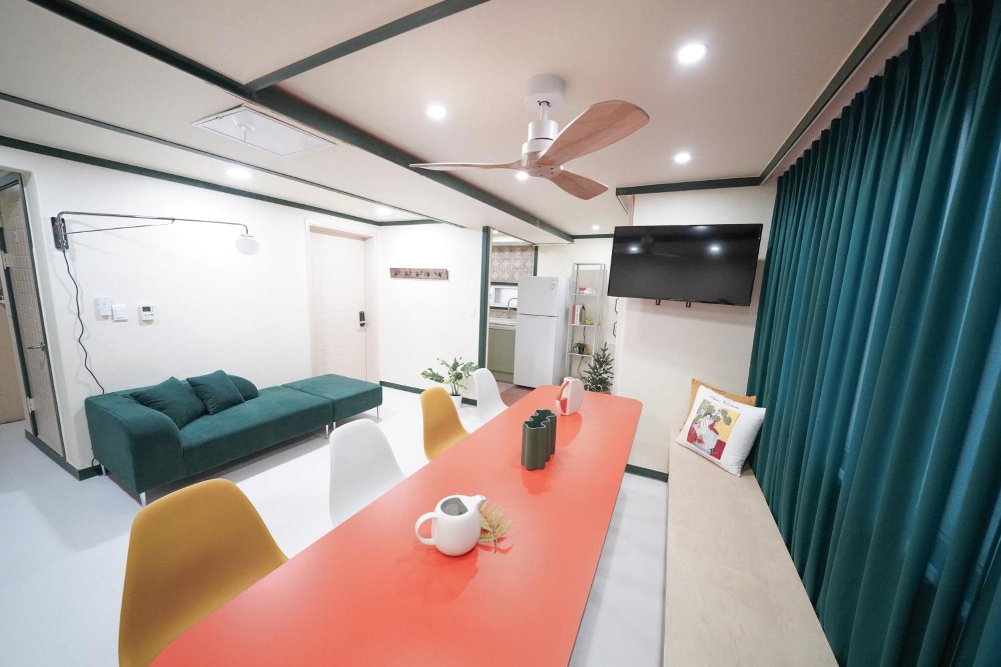 Căn hộ Romantic Rooftop House