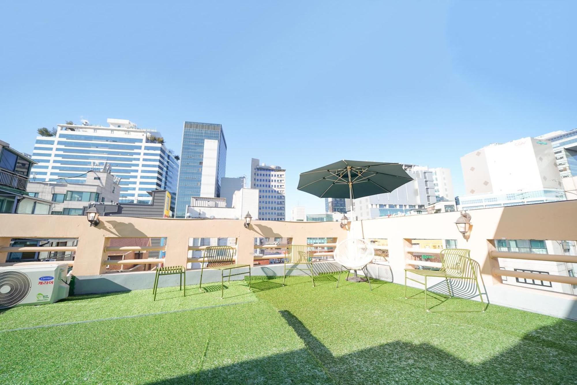 Romantic Rooftop House Căn hộ Seoul