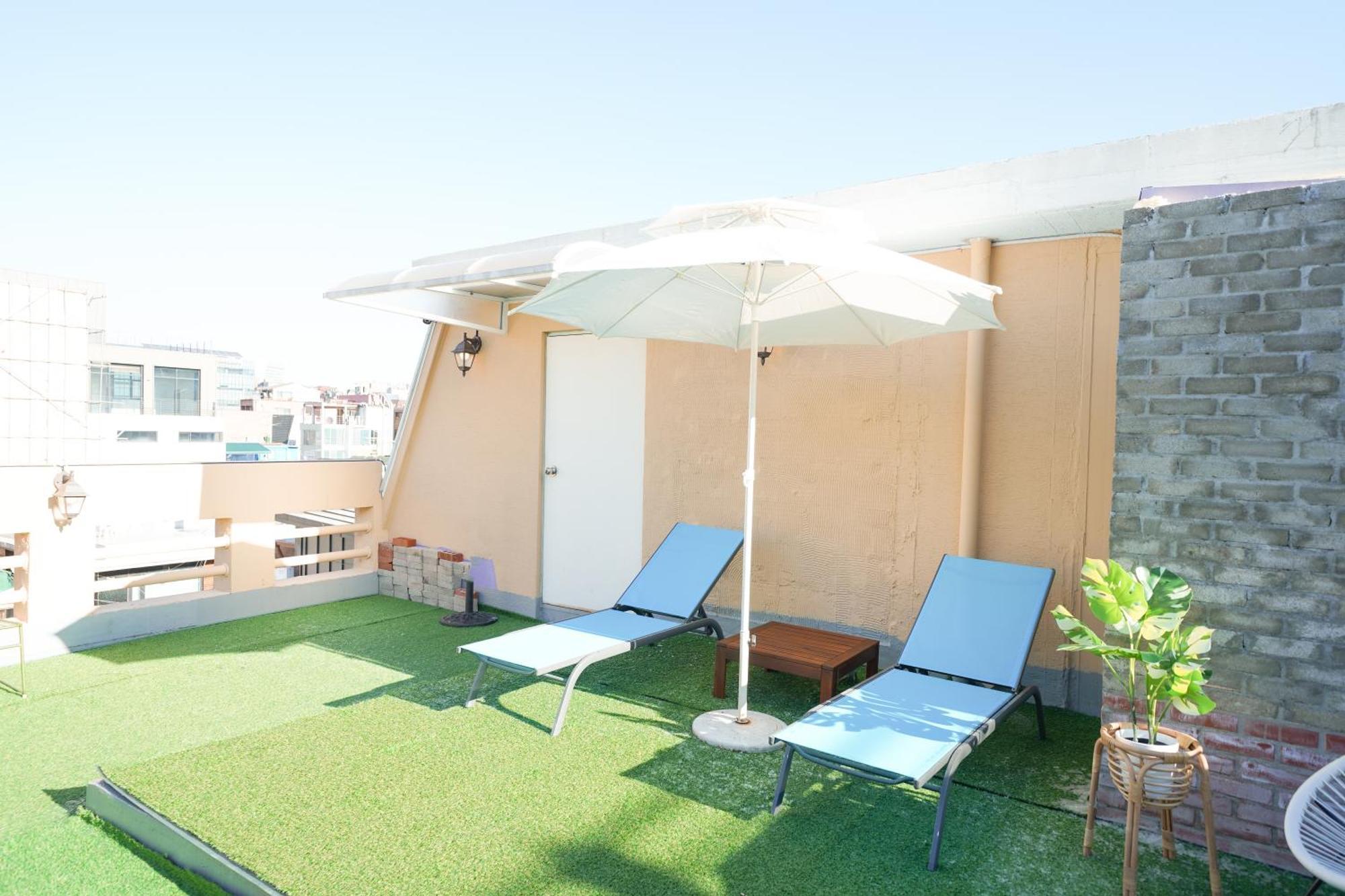 Căn hộ Romantic Rooftop House Seoul